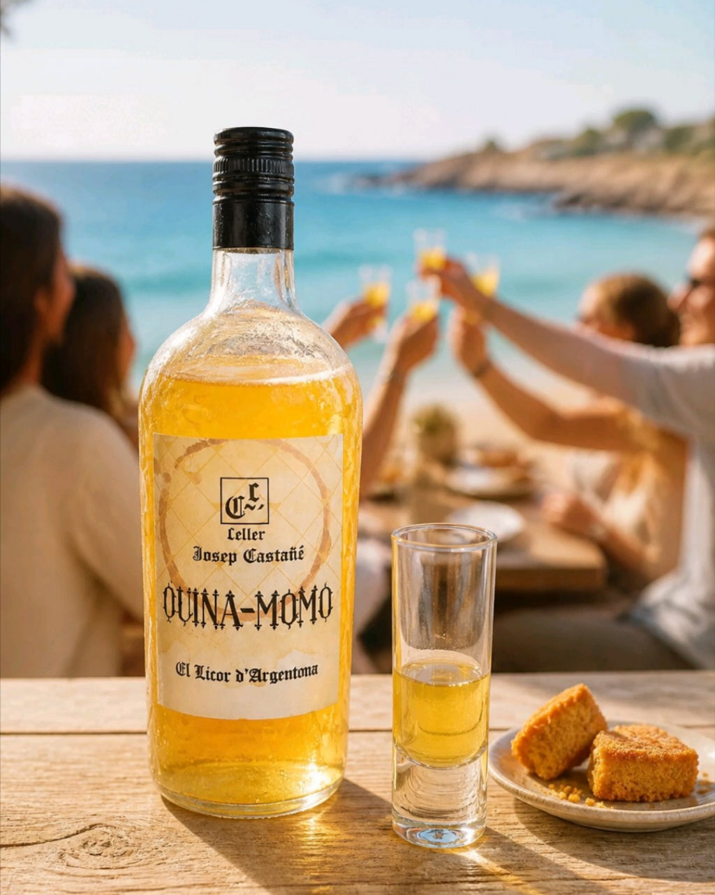 QUINA MOMO | Licor Centenario |
